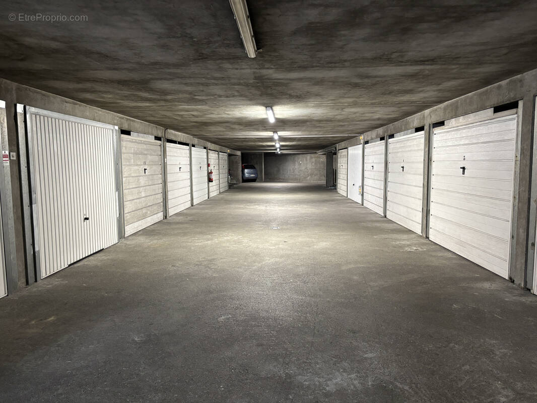 Parking à ANNECY