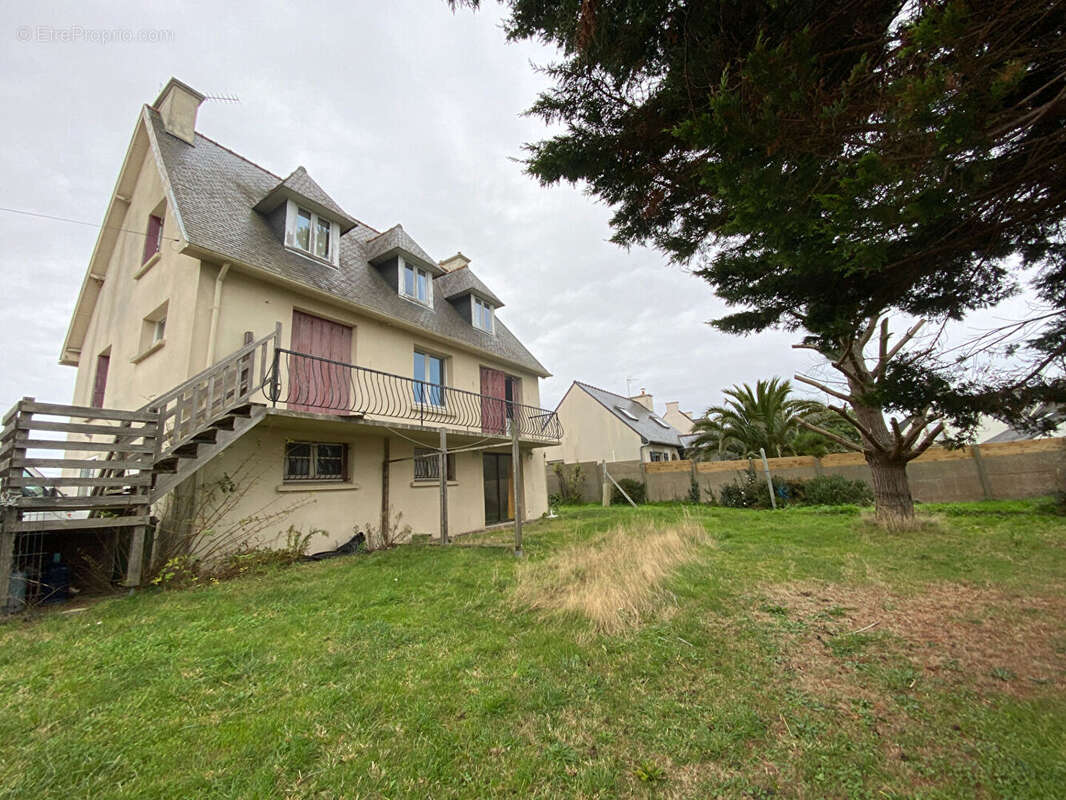 Maison à PLOUBAZLANEC