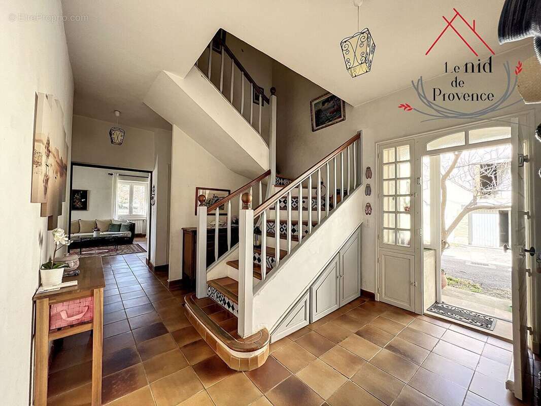 Maison à PERNES-LES-FONTAINES