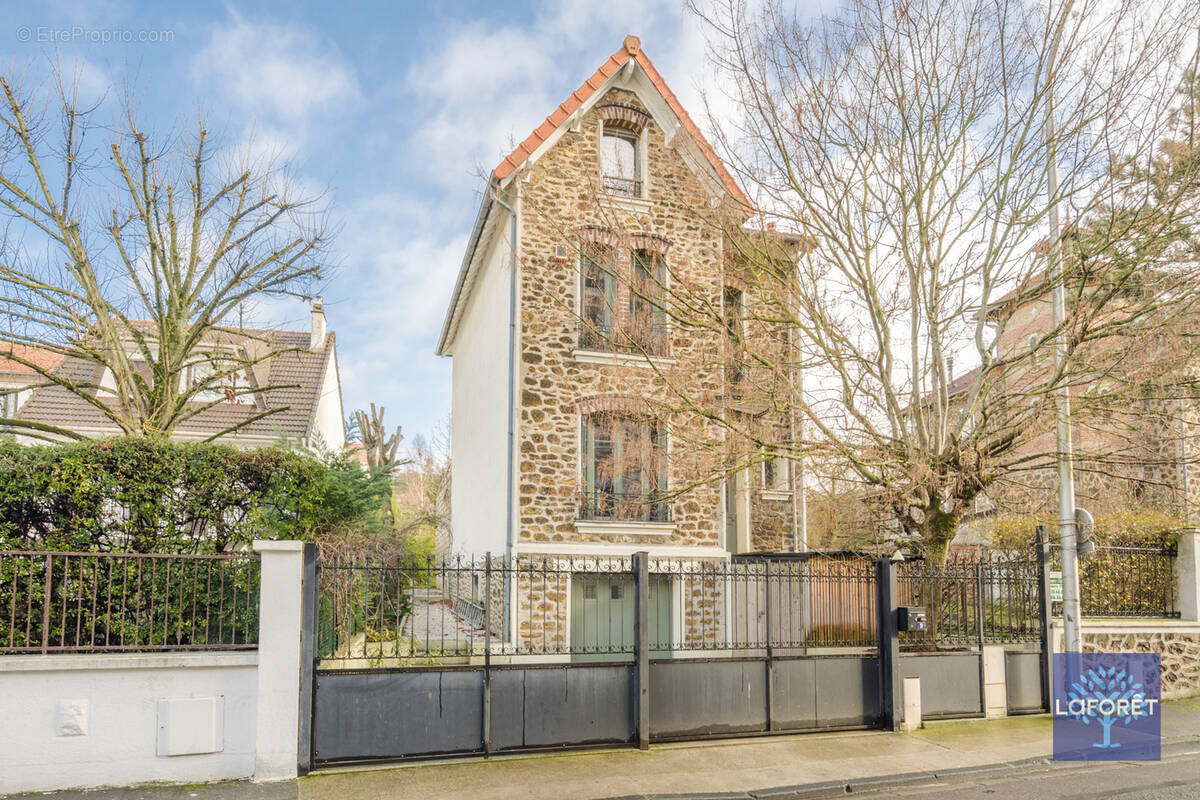 Maison à ROSNY-SOUS-BOIS