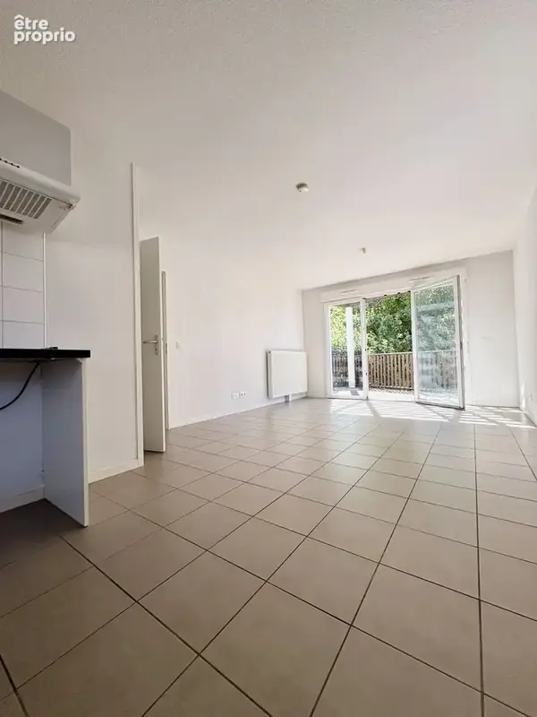 Appartement 3 pièces avec vue sur la forêt à Cenon - photo 4