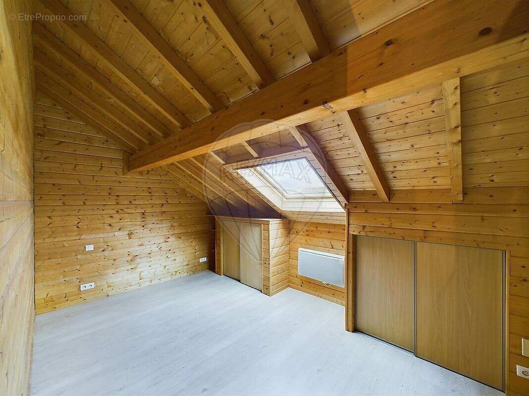 Maison à COSNES-ET-ROMAIN