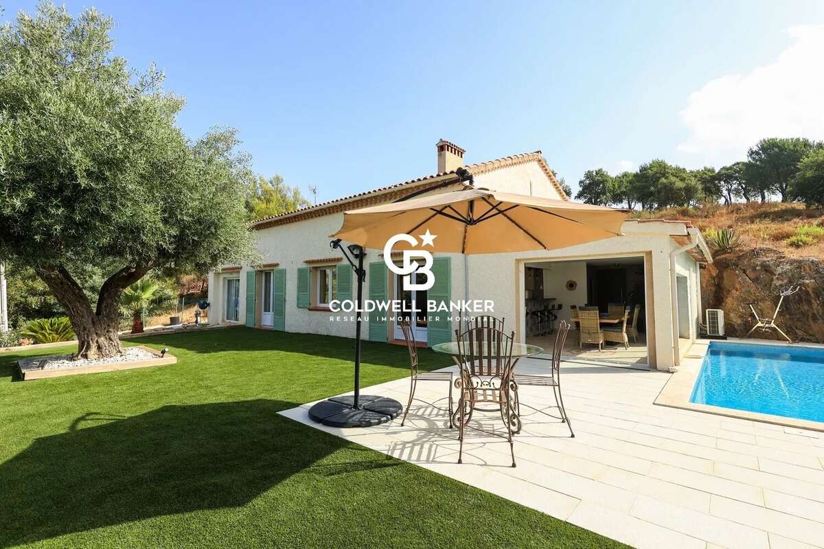 Villa  secteur calme, vue dégagée collines - 83230 Bormes les mimosas - photo 7