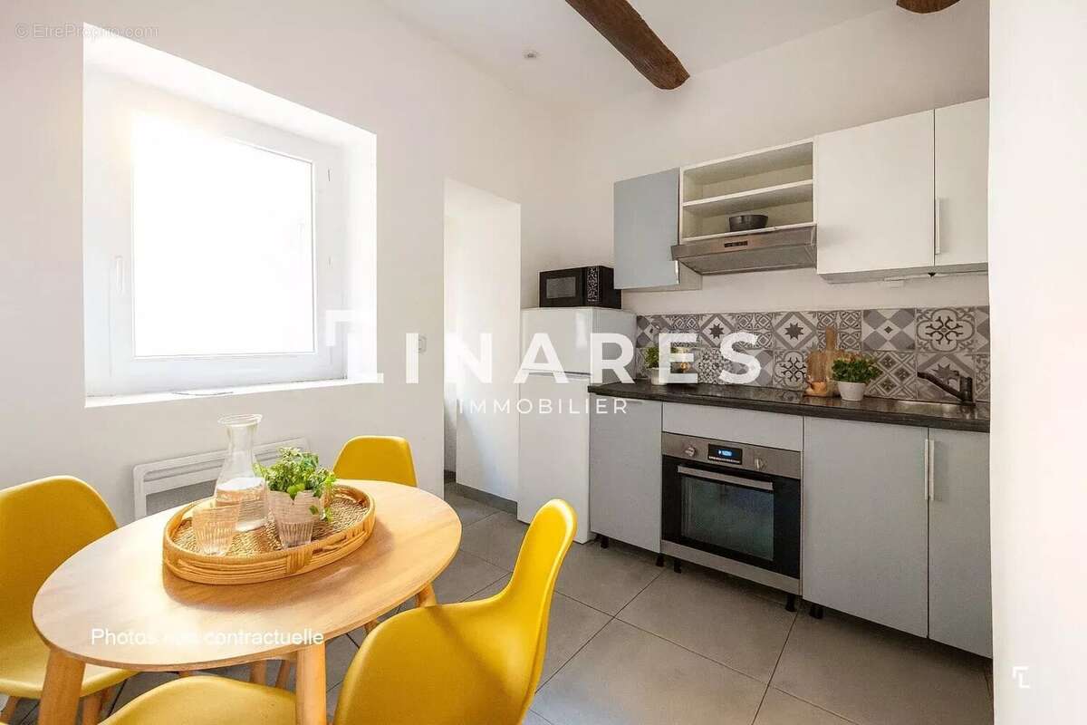 Appartement à MARSEILLE-1E