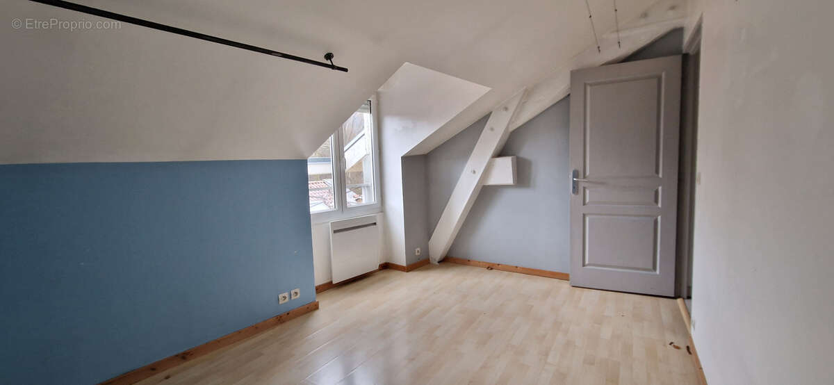 Appartement à VIZILLE