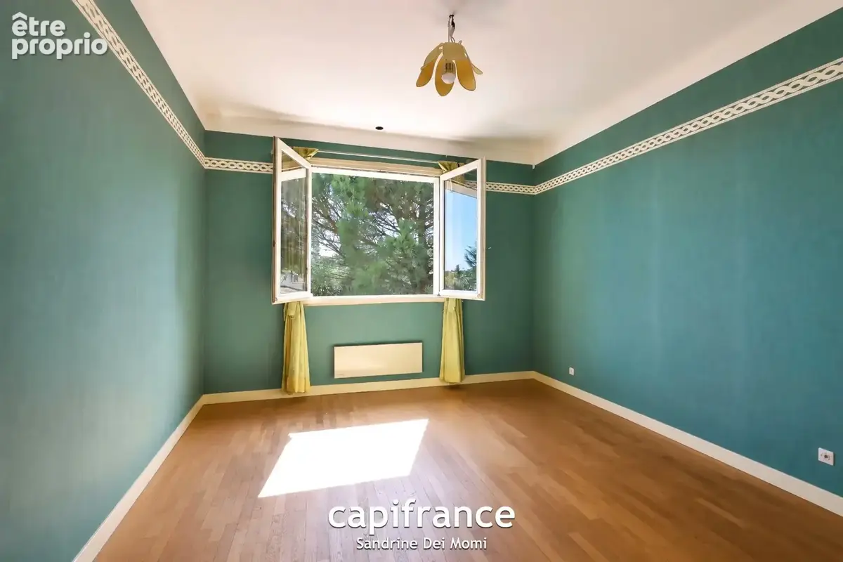 SOUCIEU EN JARREST - Maison de 98,50m² avec sous sol aménageable - Garage/atelier - photo 8