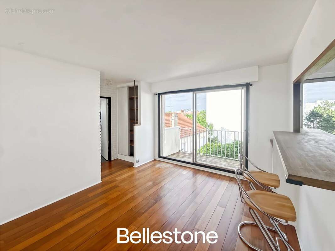 Appartement à ISSY-LES-MOULINEAUX