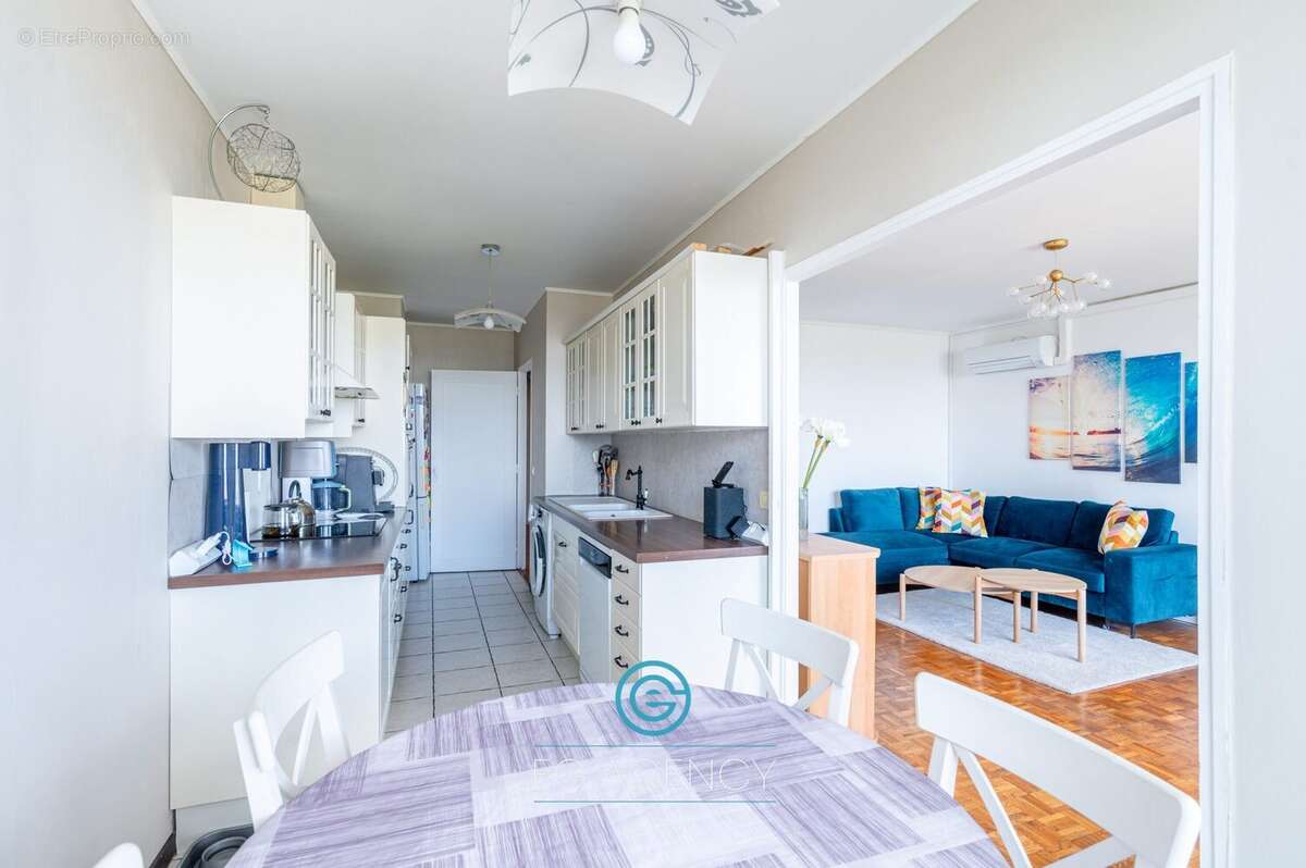 Appartement à MARSEILLE-9E