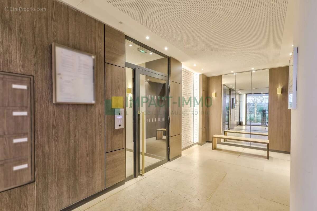 Appartement à CLICHY