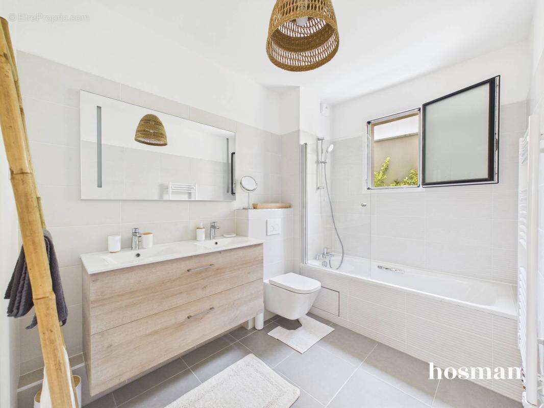 Appartement 4 pièces de 94 m² - Terrasse 60 m² et jardin 100 m² - Rue De Malabry, Le Plessis-Robinson - photo 17