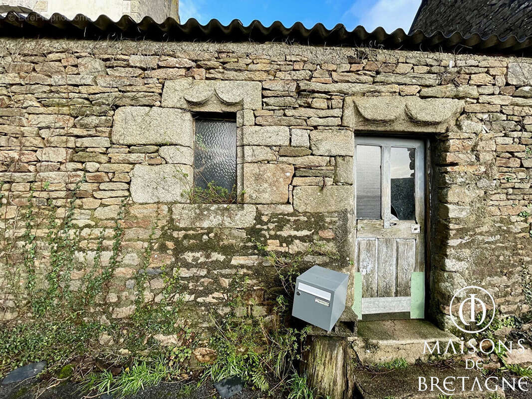 Corps de ferme avec dépendances et hangar à rénover - photo 14