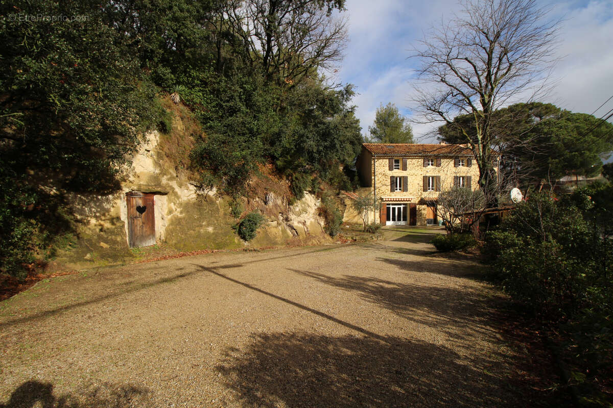Maison à VAISON-LA-ROMAINE