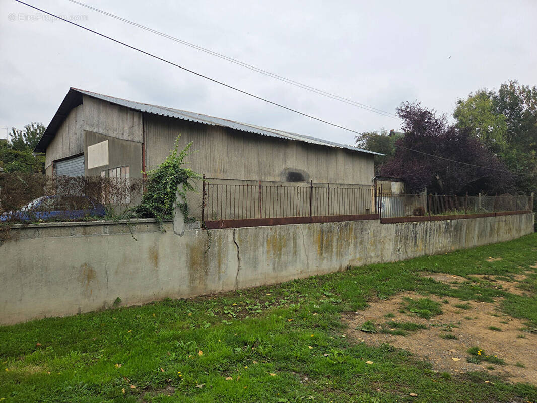Maison à LAIZE-LA-VILLE