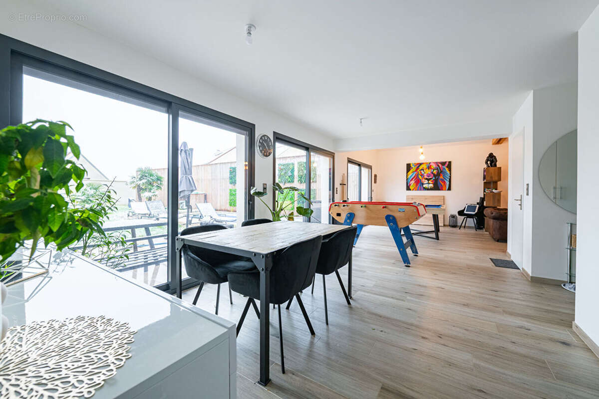 Maison à AUBEPIERRE-OZOUER-LE-REPOS