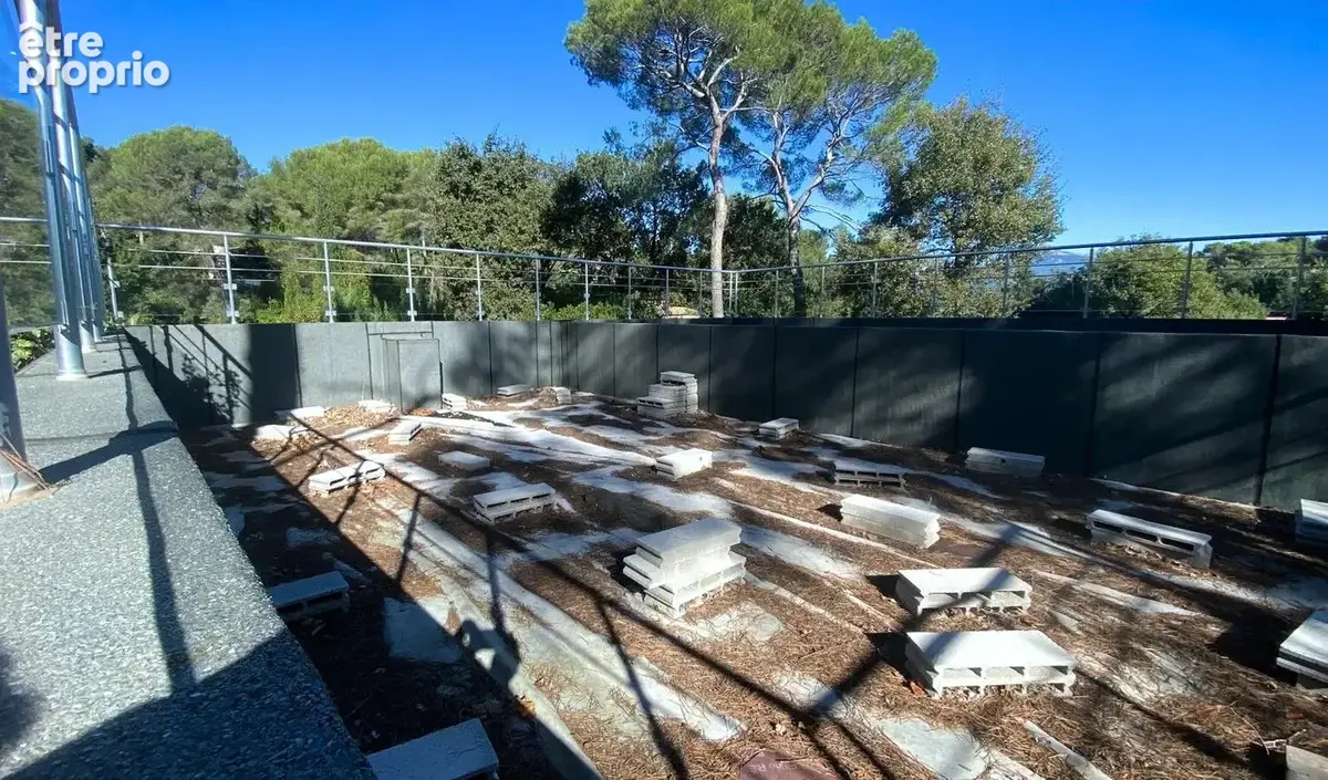 Valbonne — villa contemporaine - fort potentiel - photo 12