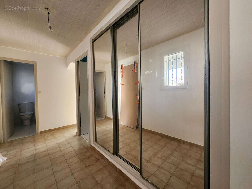 Maison à MORIERES-LES-AVIGNON