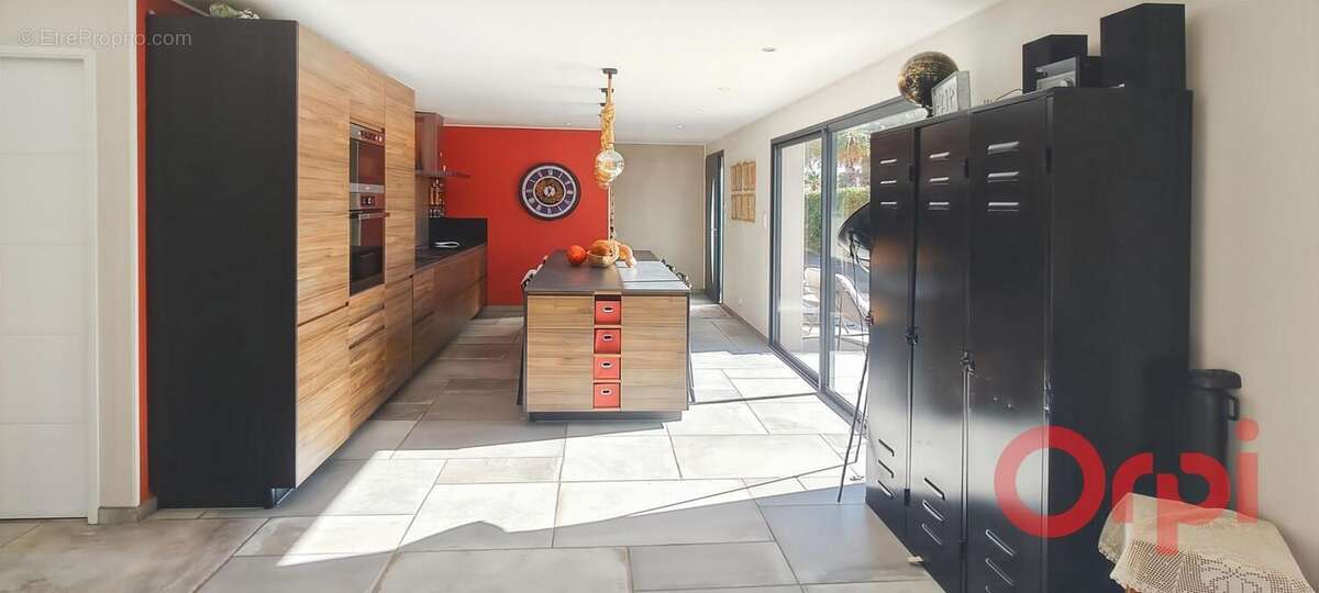 Maison à VILLENEUVE-LES-BEZIERS