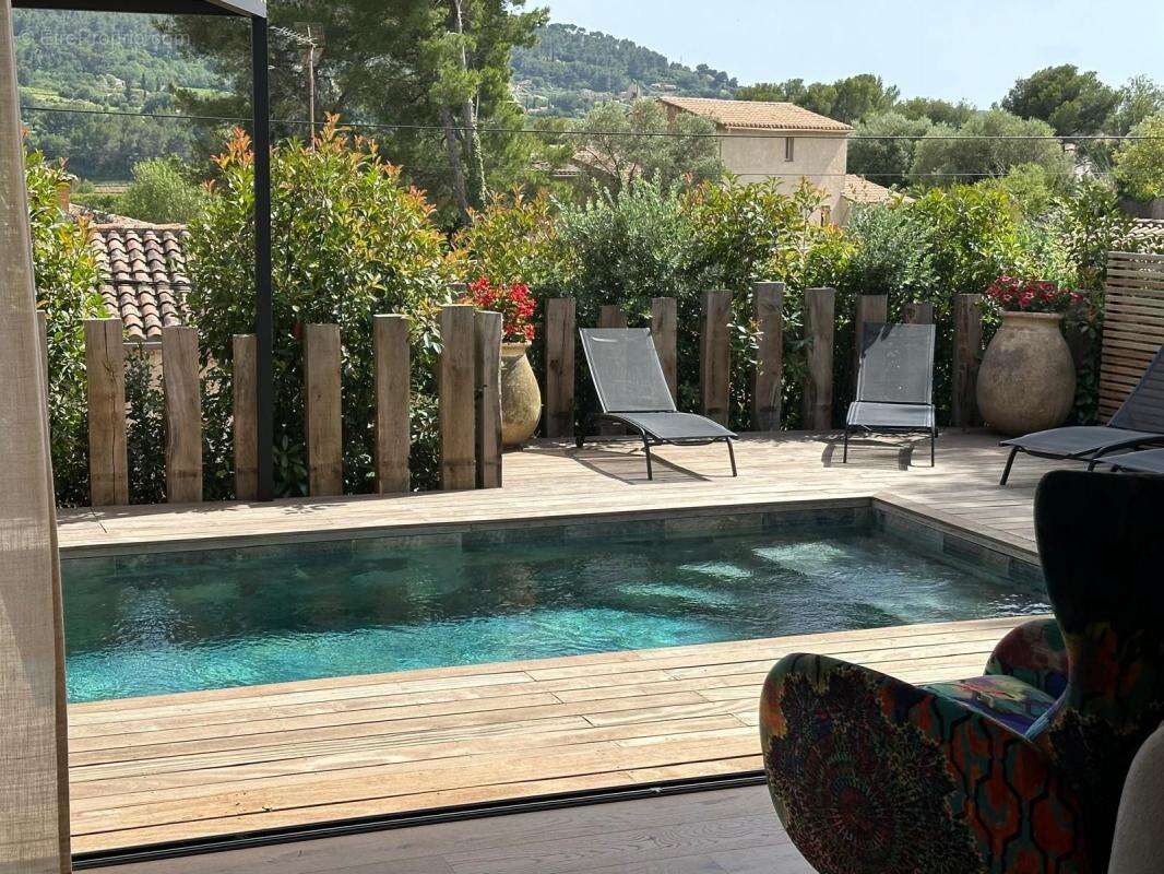 Maison à LA CADIERE-D&#039;AZUR