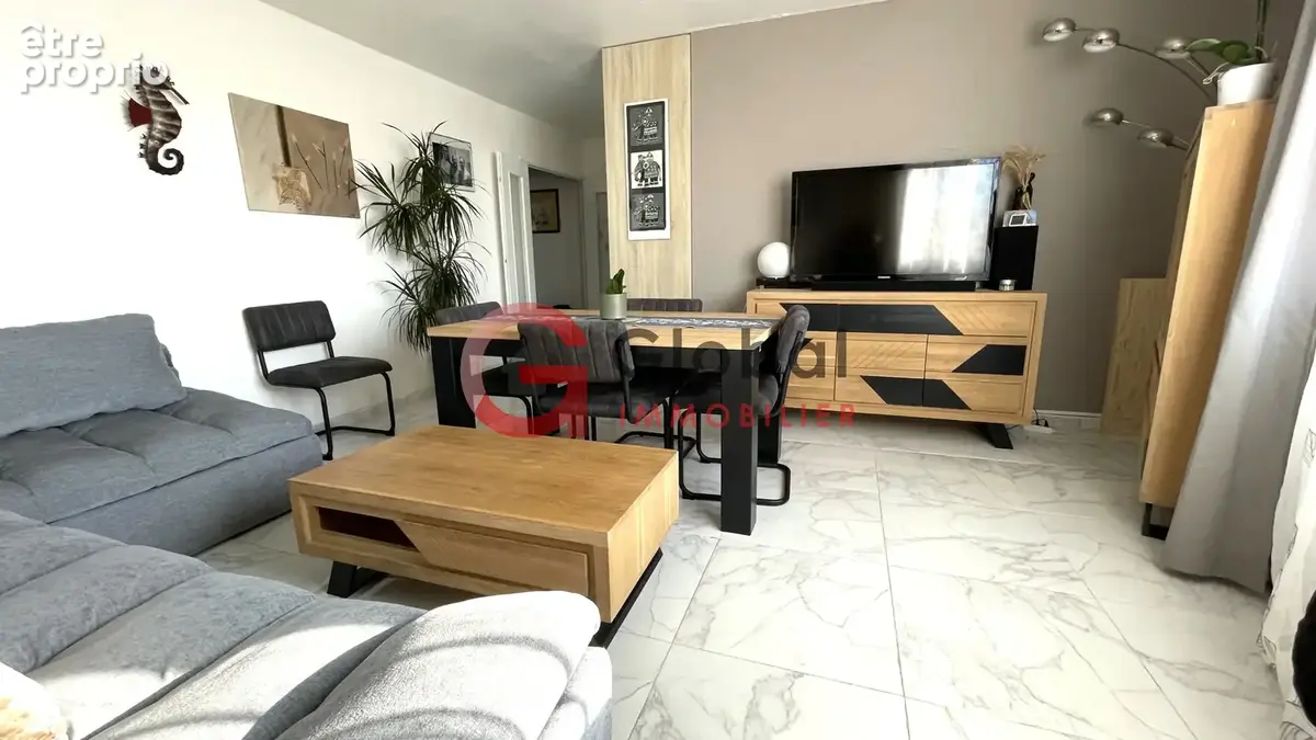 Grand Appartement de type 2 Centre-ville avec parking - photo 2