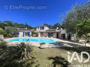 Photo 1 - Maison à LABASTIDE-DE-VIRAC