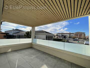 Appartement à LA TOUR-DE-SALVAGNY