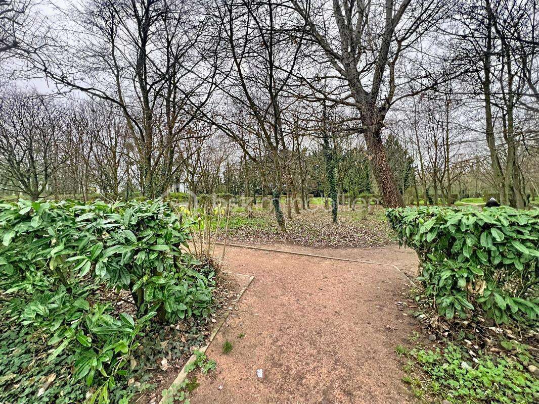 Maison à VIGNEUX-SUR-SEINE