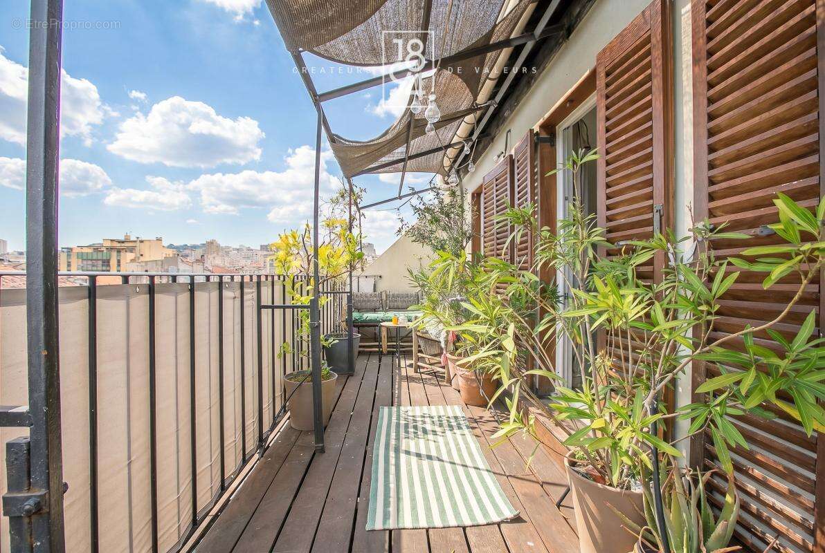 Castellane – Élégant duplex d’architecte avec terrasse – 144 m² dernier étage - photo 2