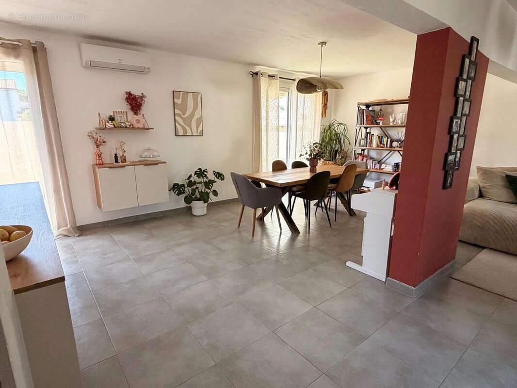 Maison à PONT-DE-L'ISERE