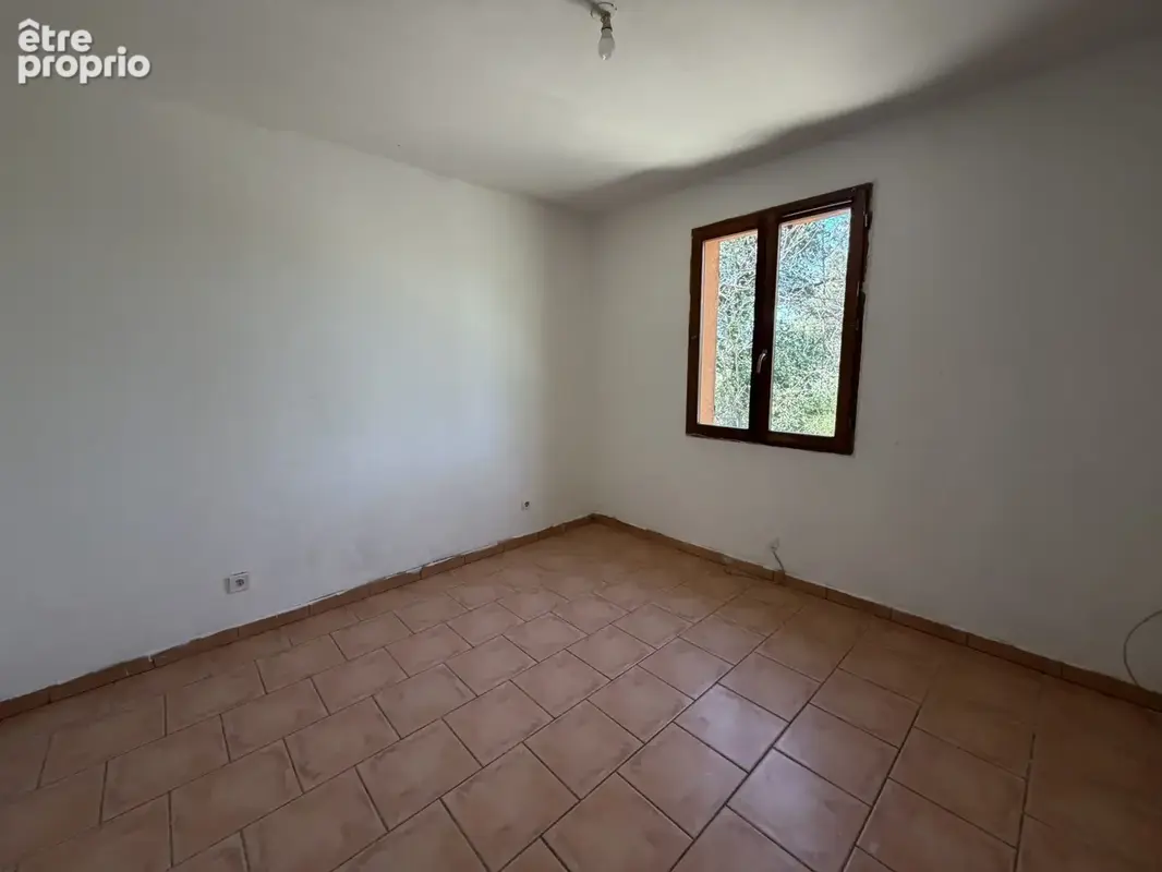 Maison 86 m² à Carces  - photo 5