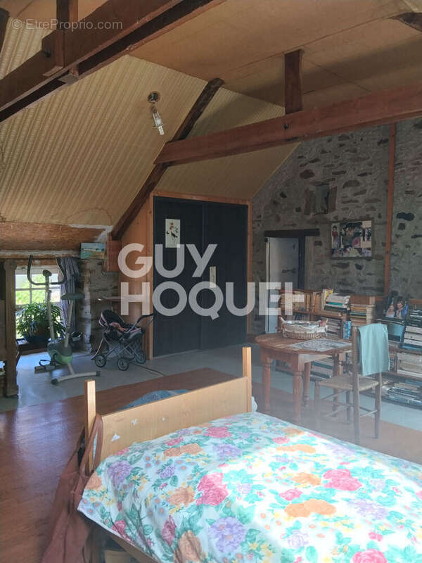 Maisons de charme - 130 m² - LANVALLAY (22100 ) - photo 5