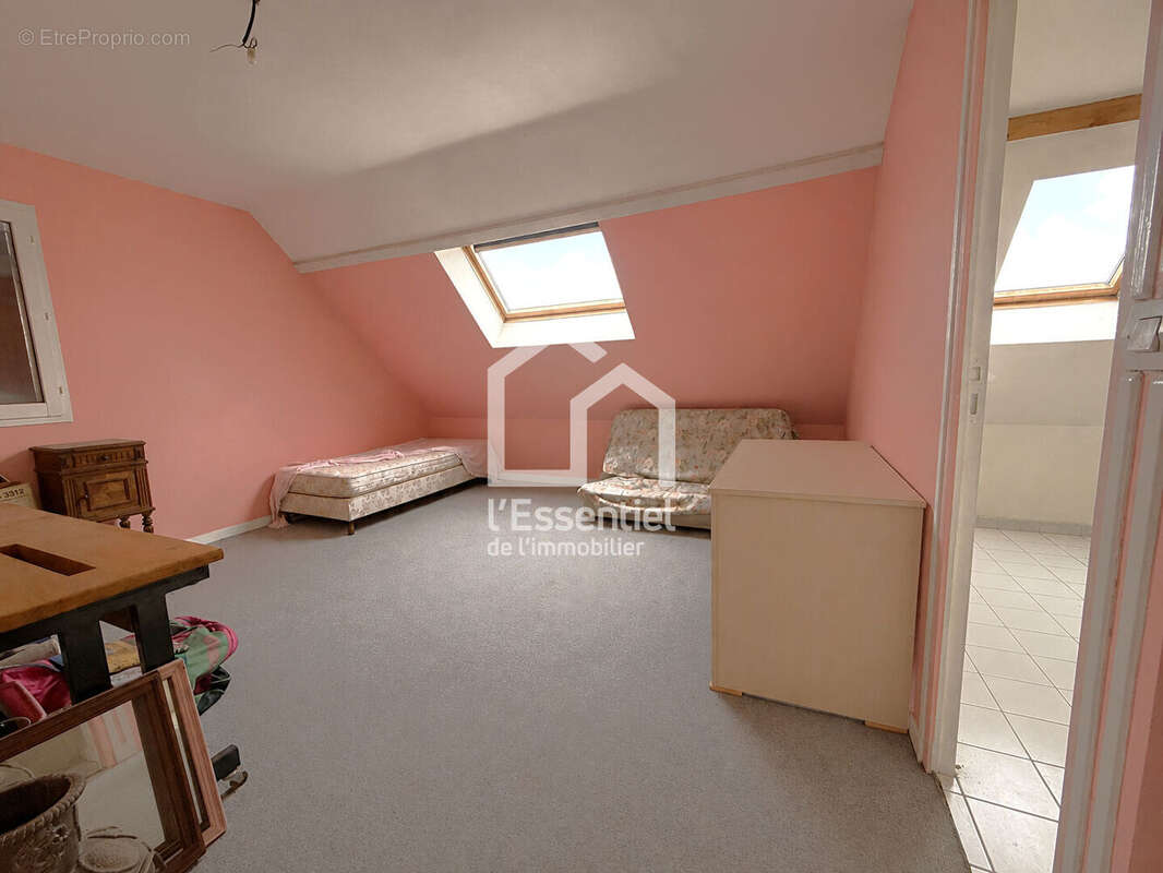 Maison à VERNEUIL-SUR-SEINE