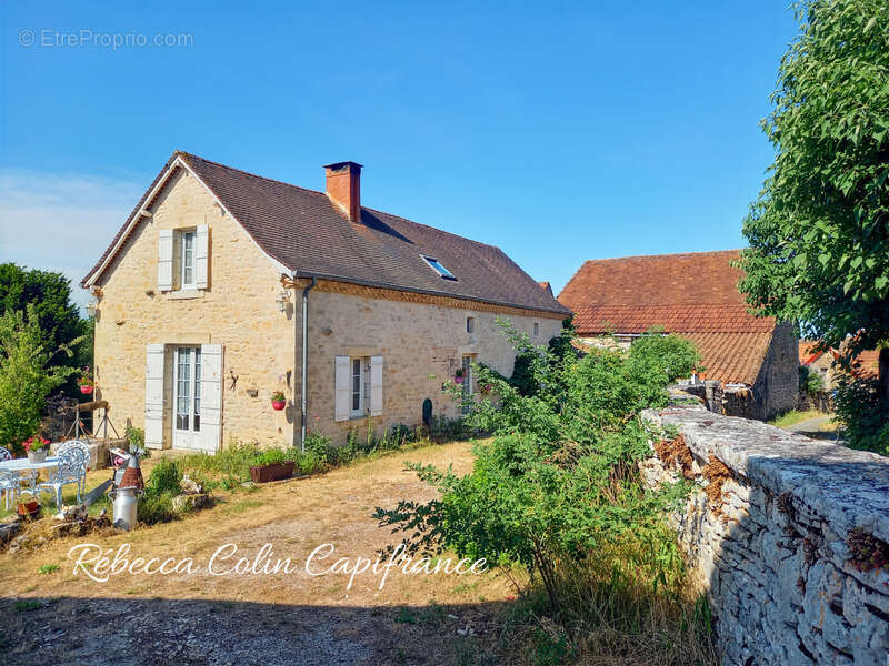 Charmant ensemble immobilier en pierre. Calme absolu en Périgord Noir - photo 2