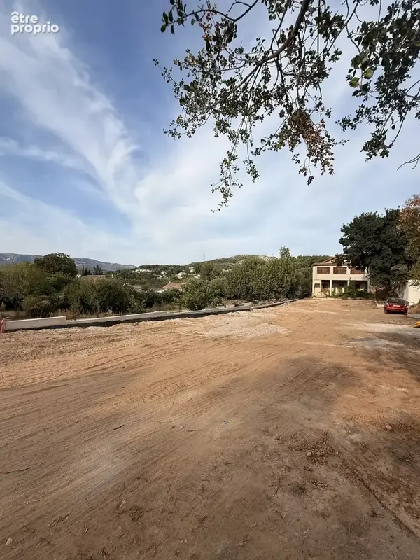 Photo Terrain à Allauch au prix de 319 000€