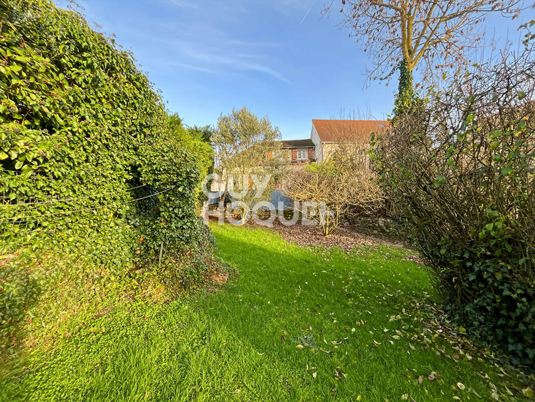 Maison à CHAUMES-EN-BRIE