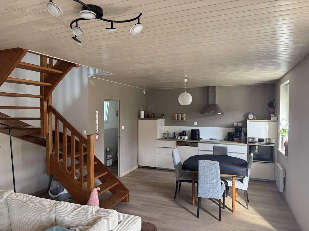 Maison à PLOUGUERNEAU