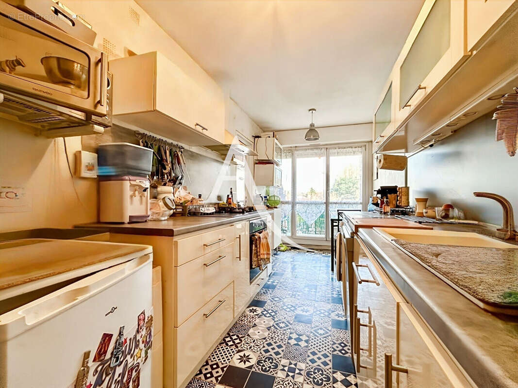 Appartement Bois D Arcy 4 pièce(s) 89.7 m2 - photo 4