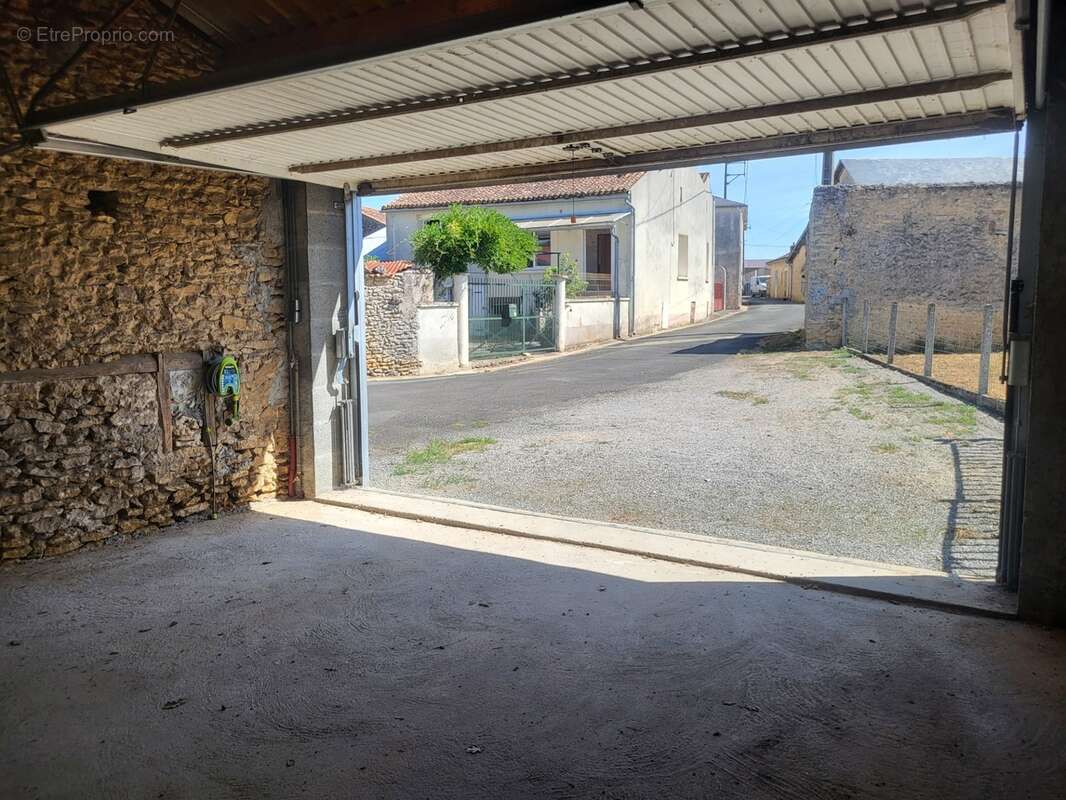 Maison à vendre 5 pièces THENEZAY (79) Terrain 771 m² - photo 8