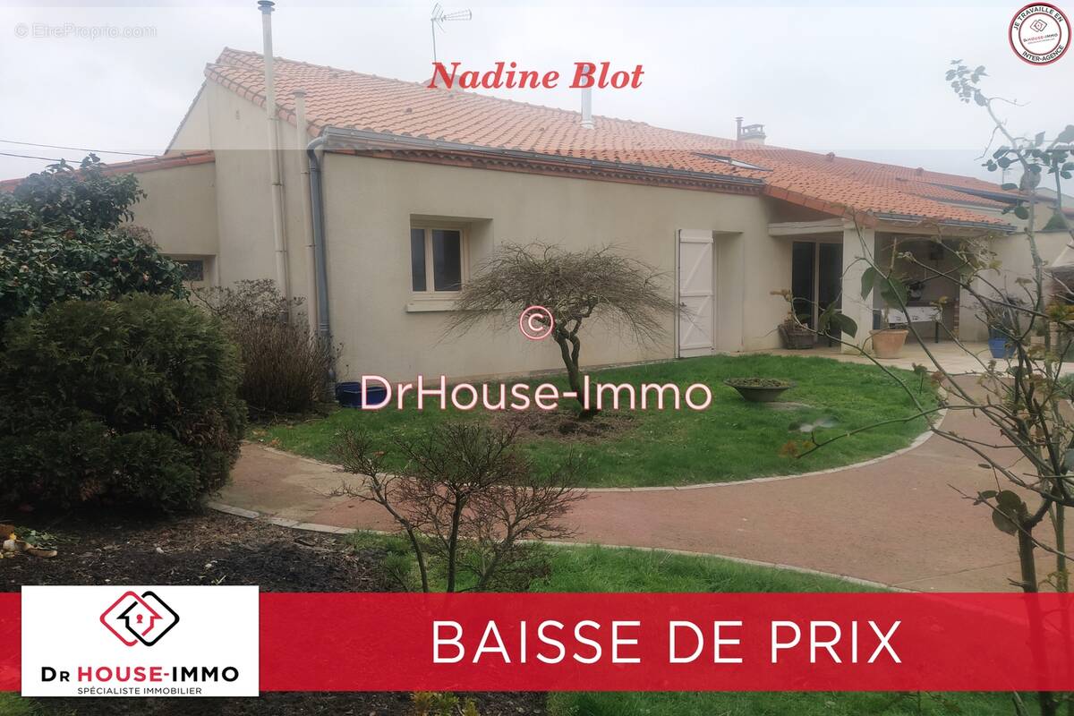 Maison à SAINT-MACAIRE-EN-MAUGES