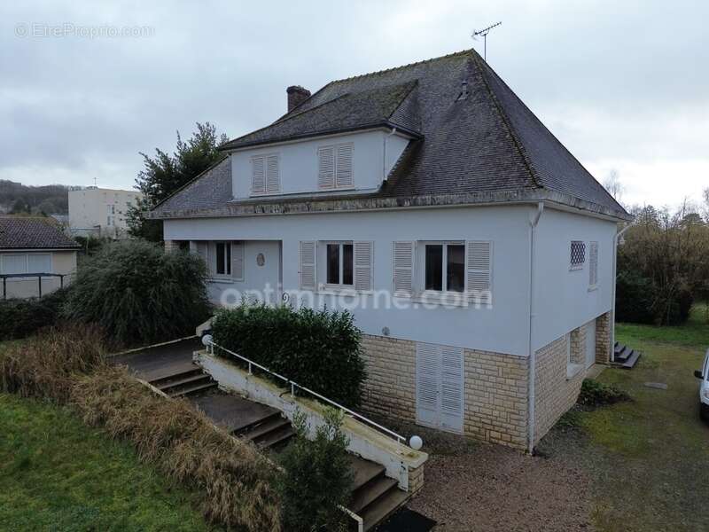 Maison à POUGUES-LES-EAUX