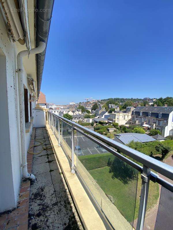 Appartement à TROUVILLE-SUR-MER
