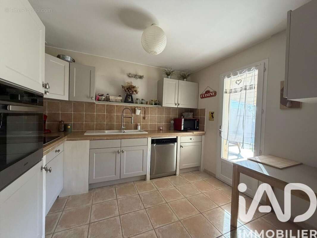 Photo 7 - Maison à SORGUES