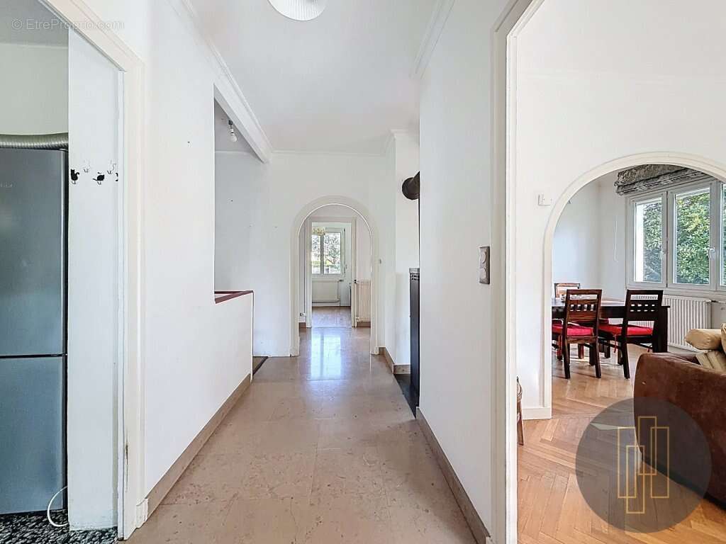 Maison à VILLEFRANCHE-SUR-SAONE