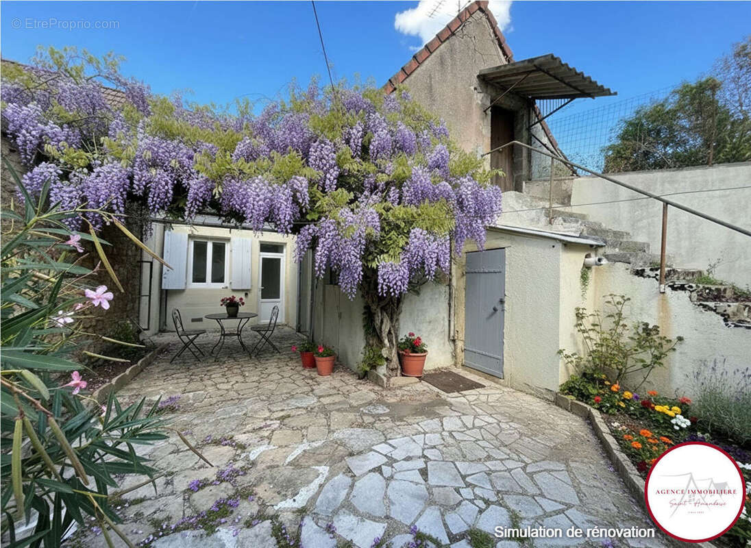 Maison à SAINT-AMAND-MONTROND