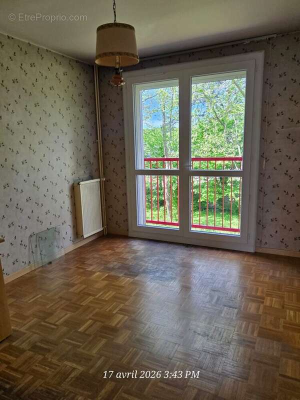 Appartement 75 m² à Valence  - photo 2