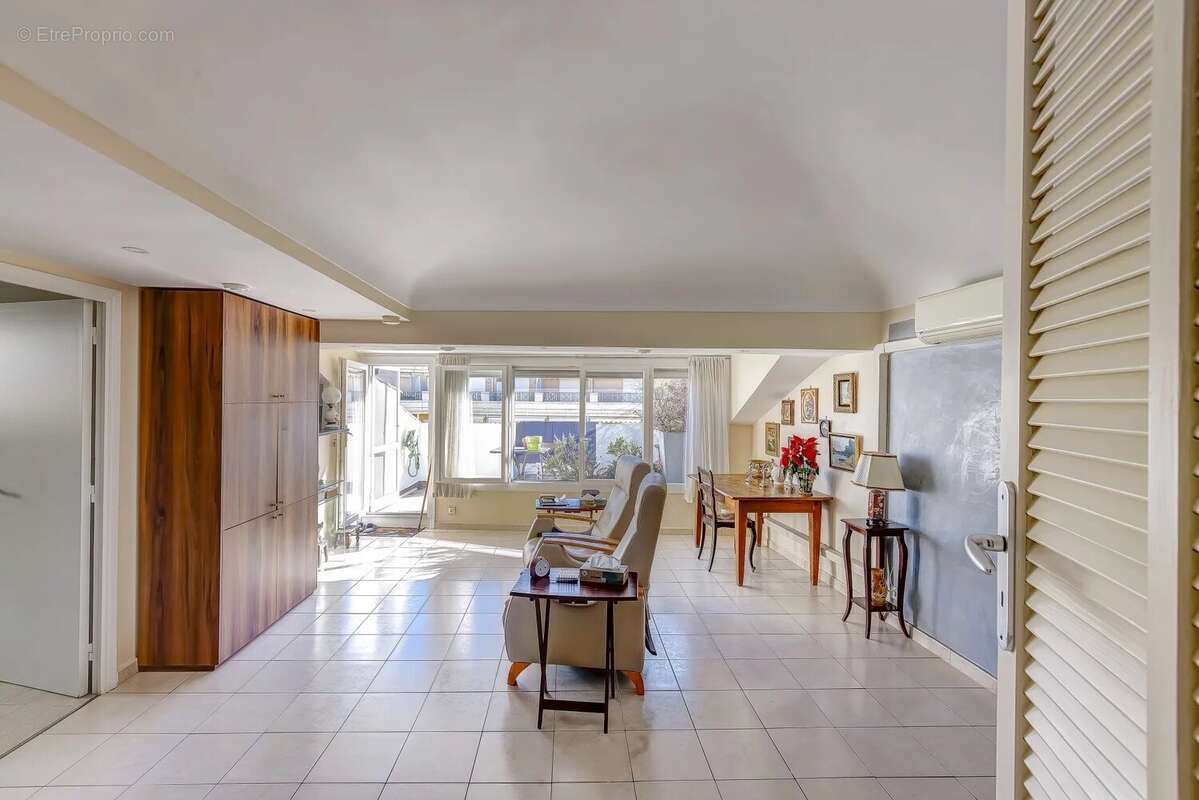 Appartement à MENTON