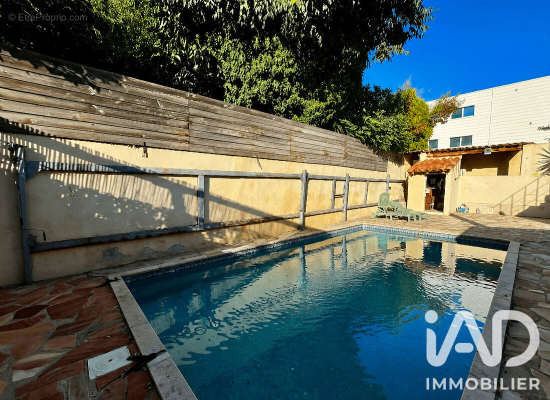 Photo 1 - Maison à MARSEILLE-16E