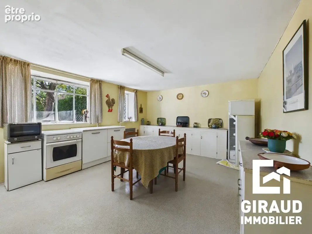 Maison 7 pièces 160 m² à vendre à Saint-Pierre-Le-Vieux (85420) - photo 7