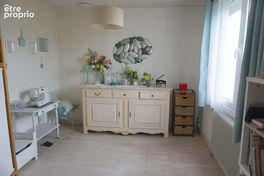 Maison sur sous-sol avec dépendances et jardin - photo 6