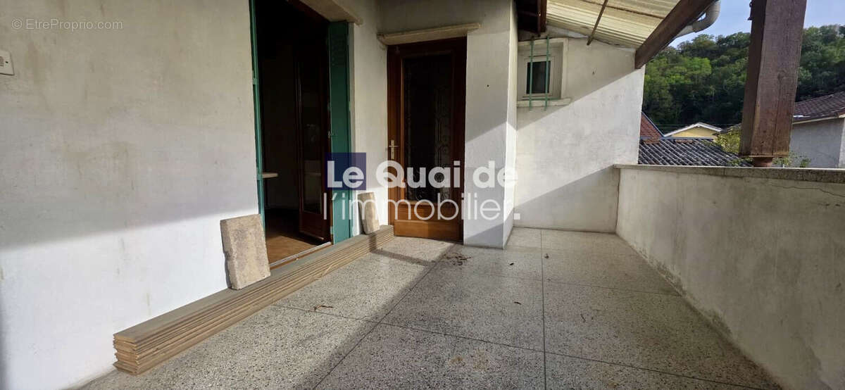 Maison 184 m² à Echirolles  - photo 6