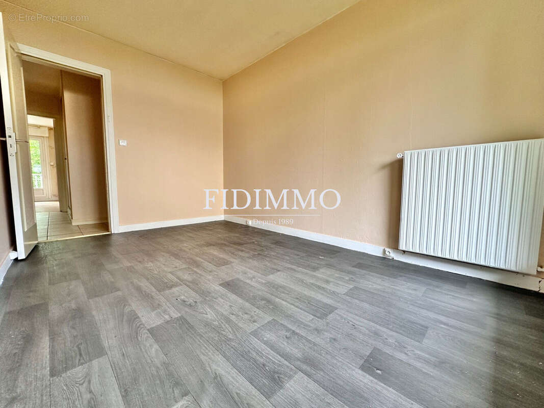 Appartement à CHENNEVIERES-SUR-MARNE
